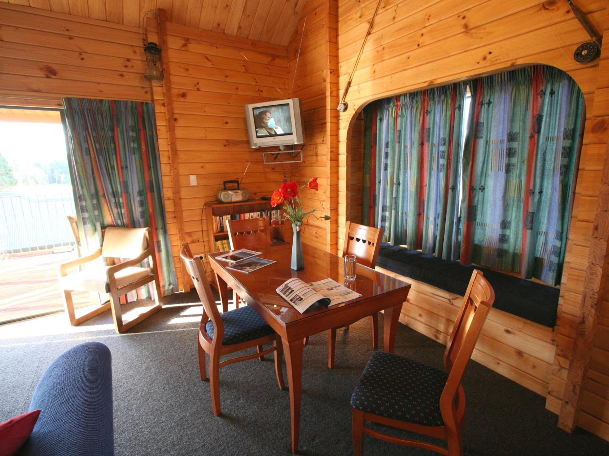 Lake Tekapo Holiday Homes الغرفة الصورة